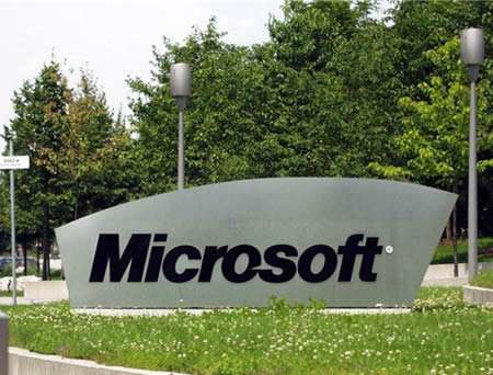 没了比尔·盖茨的微软，十年里经历了什么 IT业界