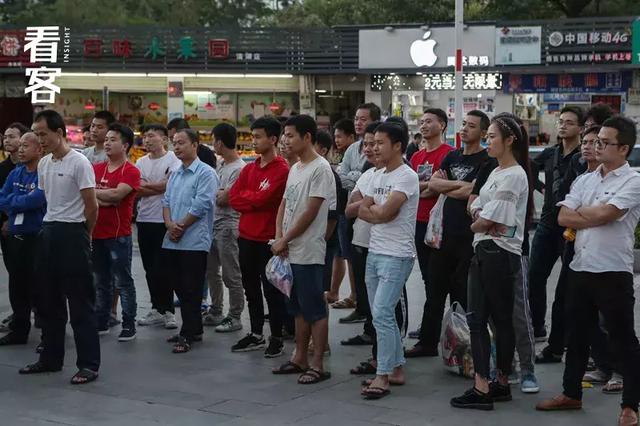 深圳关外，住着那些身体被掏空的年轻人 IT业界 第20张