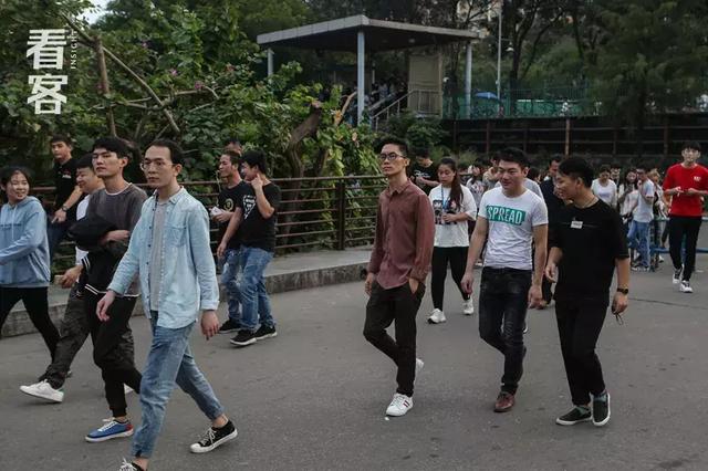 深圳关外，住着那些身体被掏空的年轻人 IT业界 第23张