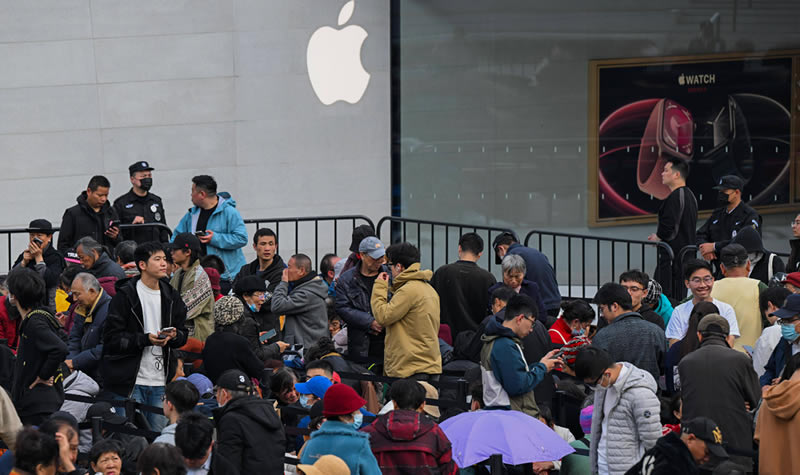 我总算知道，为什么我抢不到首发的iPhone17了？ 苹果 微新闻 第2张