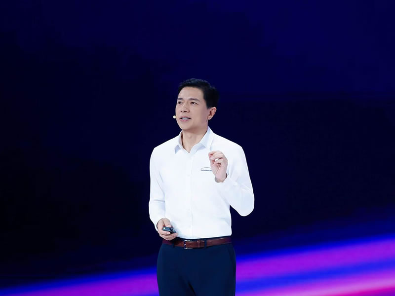 百度突然大转向:抛弃万亿参数,不再炫技 人工智能AI 百度 微新闻 第1张 百度突然大转向:抛弃万亿参数,不再炫技 人工智能AI 百度 微新闻 第1张