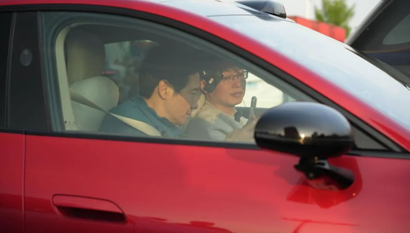 雷军15小时直播：把一批不敢露脸的老板，打回原形 个人IP 自媒体 微新闻 第2张