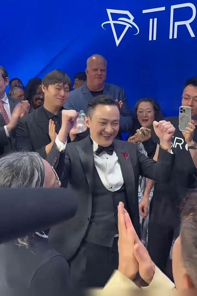 孙宇晨赢了王健林 我看世界 创业 互联网坊间八卦 微新闻 第6张 孙宇晨赢了王健林 我看世界 创业 互联网坊间八卦 微新闻 第6张